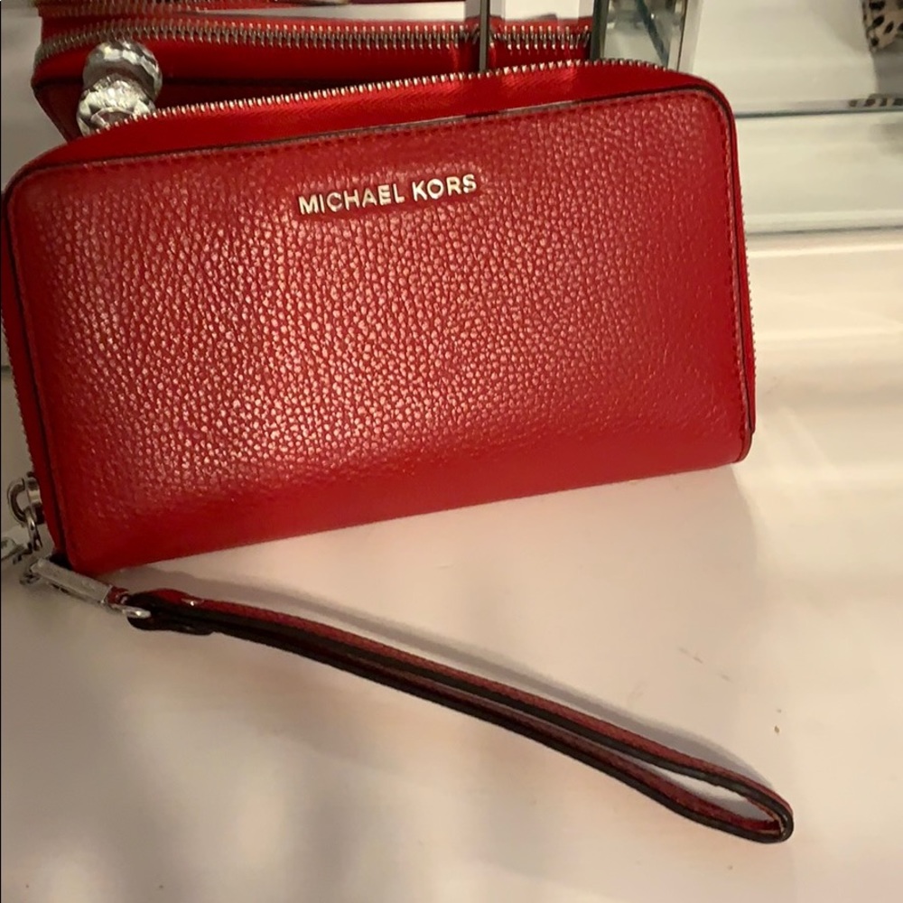 MK wallet